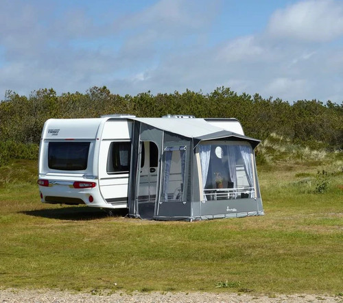 Caravan isabella minor - caravan,